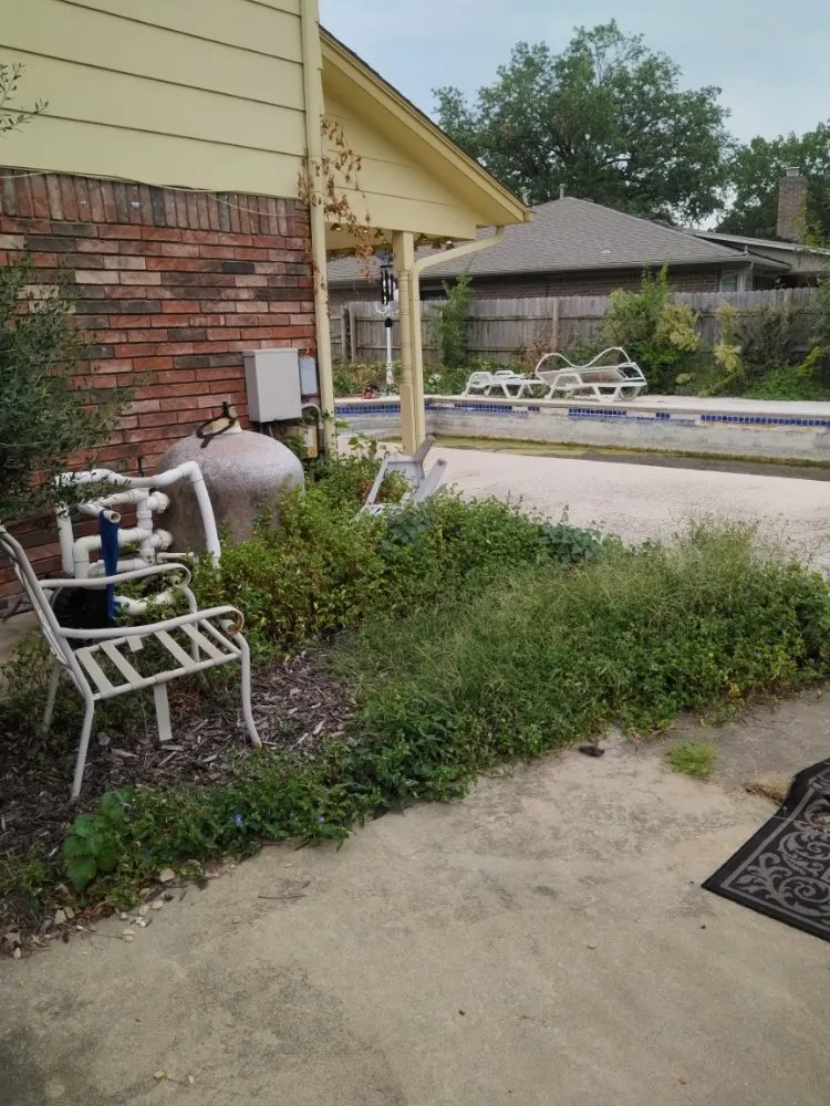 Local yard cleanup service in Tulsa, OK by Sharpe's Handyman Mowing and Tree Service Landscaping