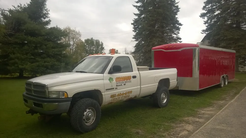 Top-rated yard cleanup service experts serving Howell, MI - Sharpes Outdoor Services