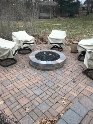 Sharpes Outdoor Services Logo