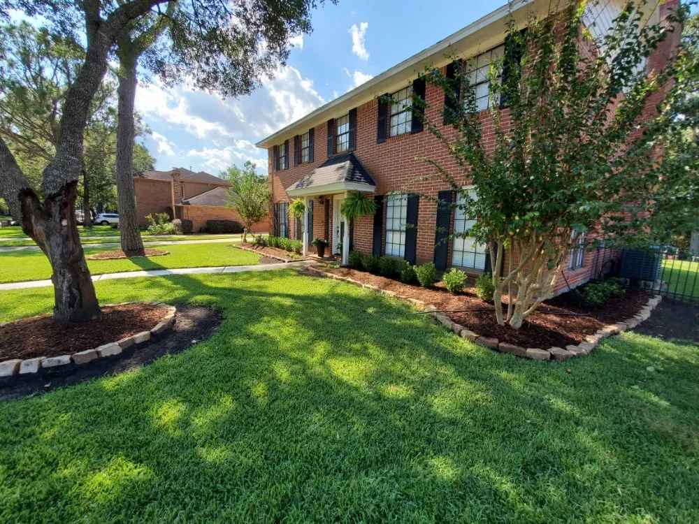 Expert landscaping services with custom design in Dickinson, TX by Sharps Landscape & Construction