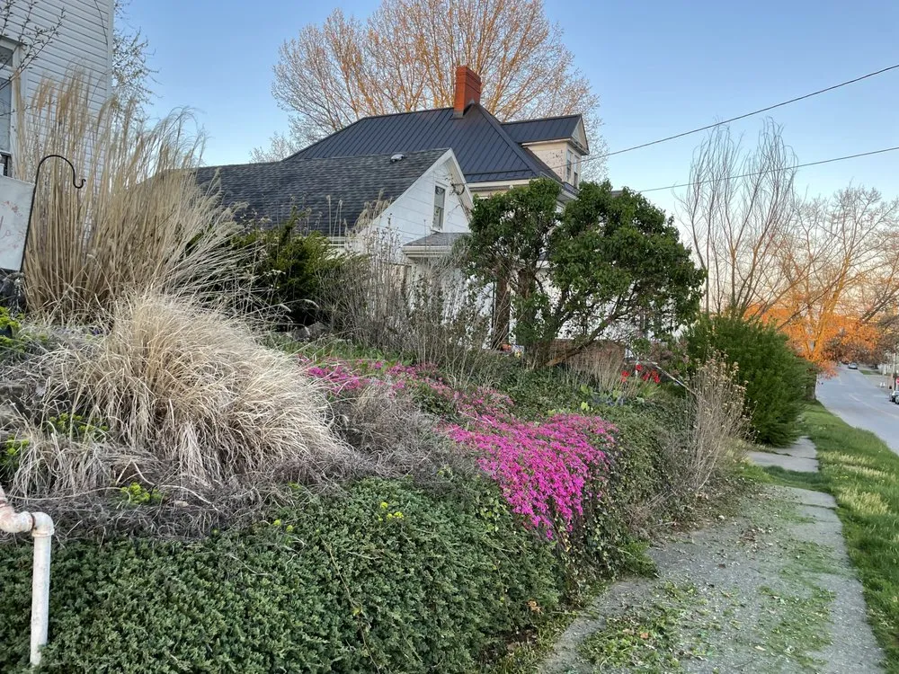 Expert garden landscaping experts serving Saint Clairsville, OH - Sharps Landscaping and Services