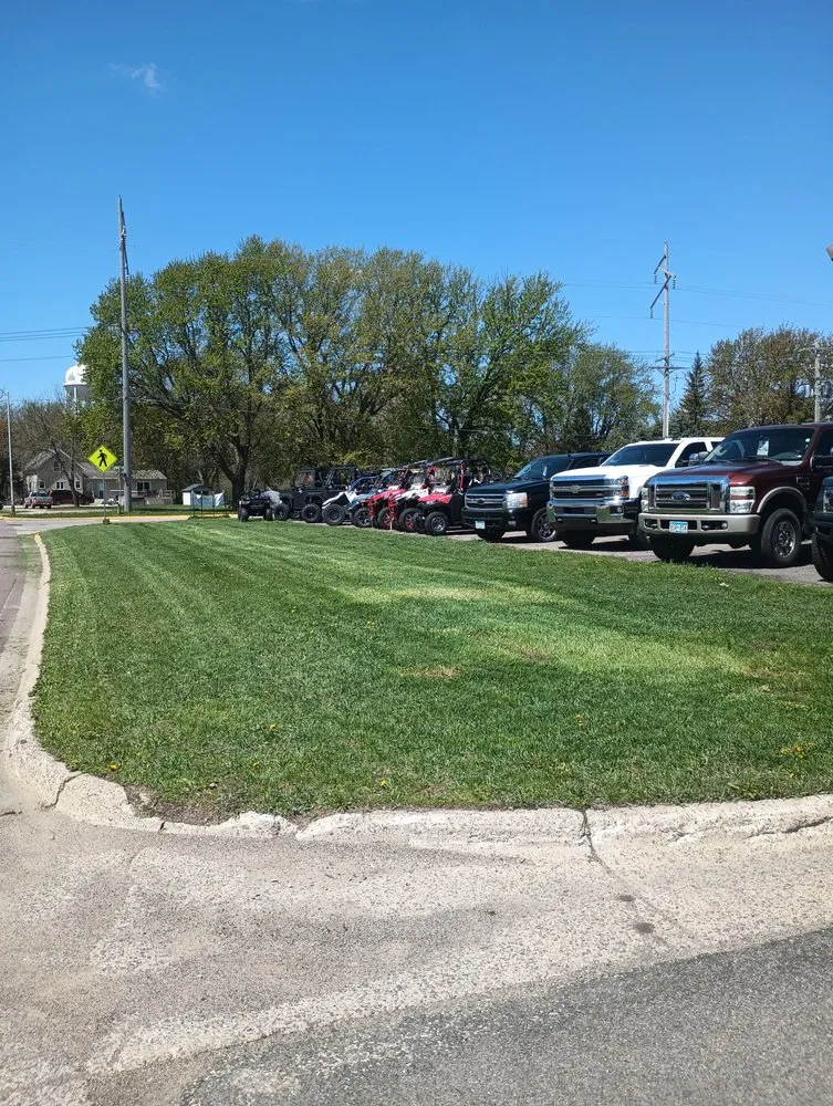 Reliable lawn care service experts serving Darfur, MN - Shaw Lawn Service LLC