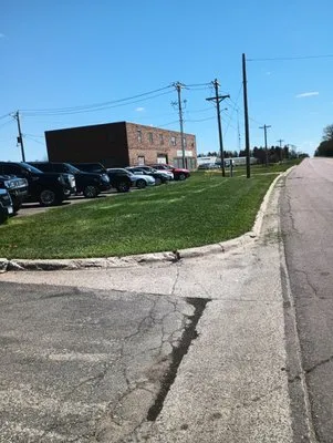 Shaw Lawn Service LLC