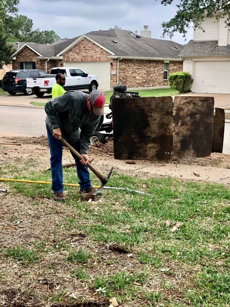 Trusted lawn mowing service experts serving Katy, TX - Shawnee Trees