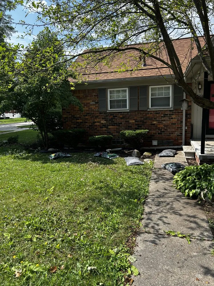 Top-rated lawn mowing service in Detroit, MI by Shawn's Botany and Lanscaping