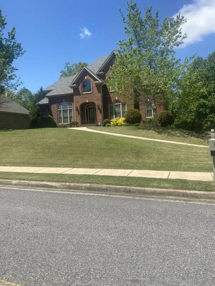 Professional garden landscaping in Mountain Brook, AL - Shawn’s Lawn Care