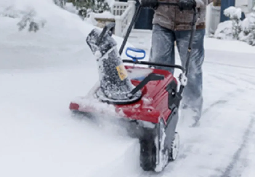 Top-rated lawn mowing service in East Hartford, CT - Shawn’s Yard Work