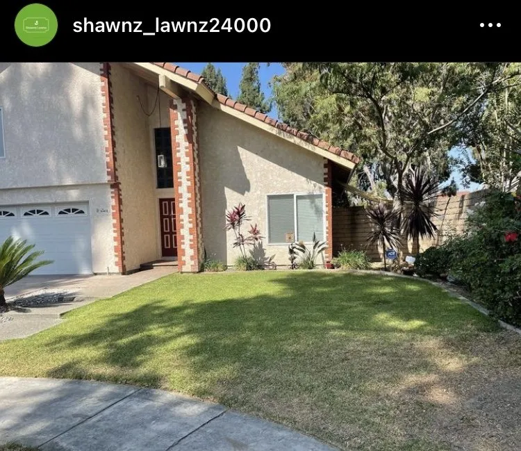 Professional yard maintenance experts serving Compton, CA - Shawnz Lawnz 2.0