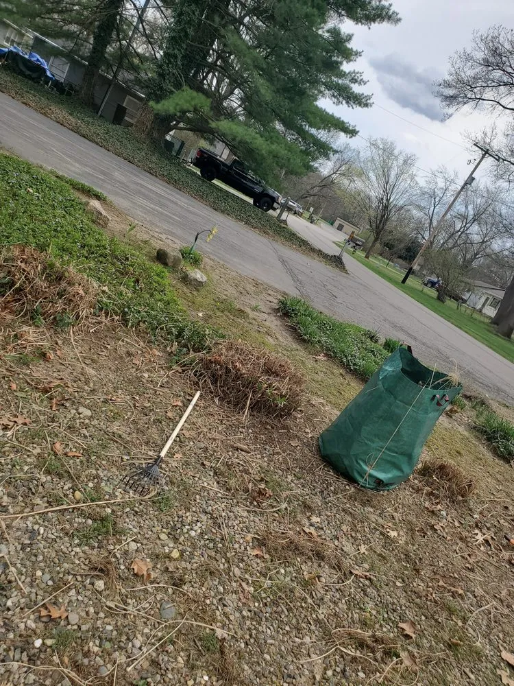 Top-rated lawn mowing service for homes across Kalamazoo, MI - Shays