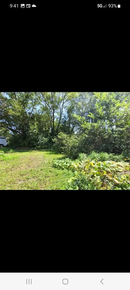 Trusted lawn care service experts serving Ferguson, MO - Shear Performance Earthworks