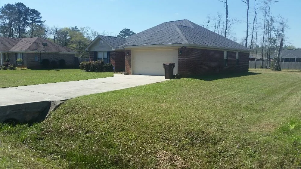 Affordable outdoor landscaping in Saraland, AL - Shear Pressure