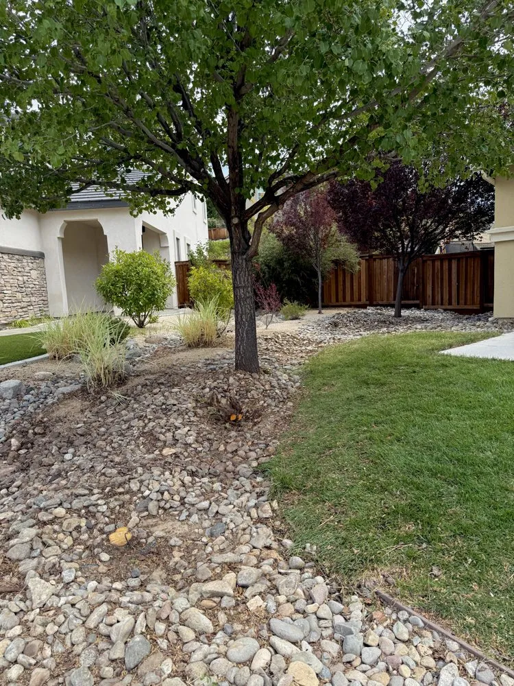 Affordable landscape design in Houston, TX - Sheckles Lawncare