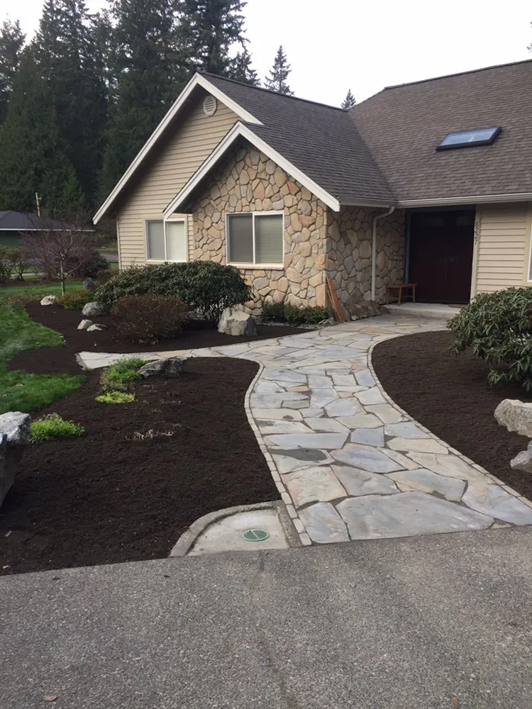Trusted lawn care service in Issaquah, WA by Shedrock Landscaping and Design