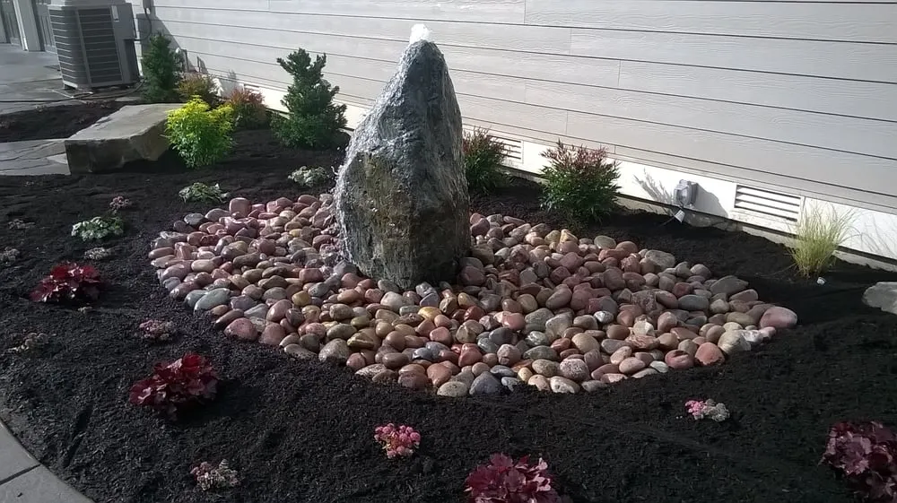 Reliable yard maintenance for year-round maintenance across Issaquah, WA - Shedrock Landscaping and Design