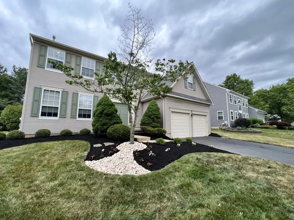 Custom outdoor landscaping in Holland, PA by Shefsky's Property Maintenance