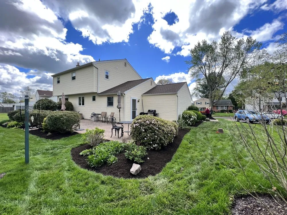 Affordable lawn mowing service experts serving Holland, PA - Shefsky's Property Maintenance