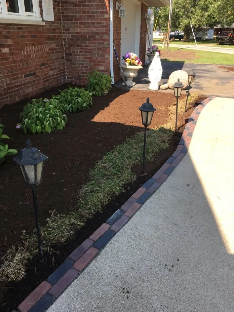 Professional landscape installation experts serving Ellsworth, IL - Shelby Landscaping