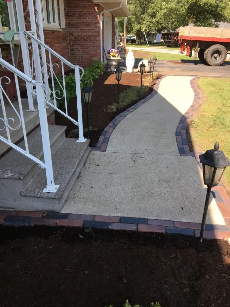 Reliable lawn care service in Ellsworth, IL by Shelby Landscaping