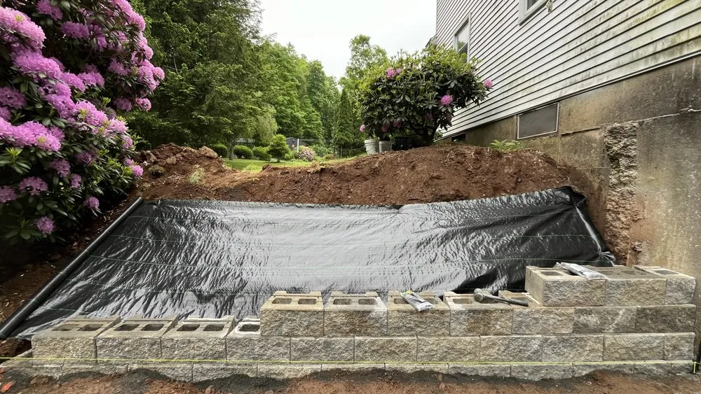 Trusted lawn care service near you across Oxford, CT - Shelby Services