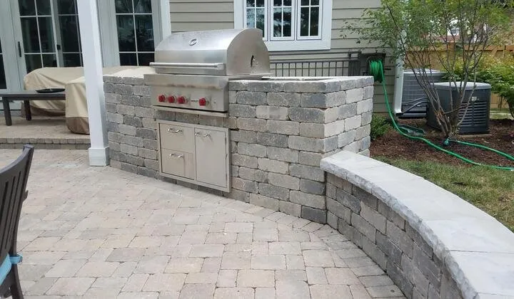 Reliable lawn mowing service in Northbrook, IL - Shelly's Landscape Contractors