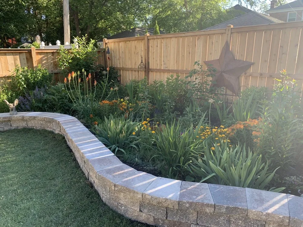 Reliable yard cleanup service in Northbrook, IL - Shelly's Landscape Contractors