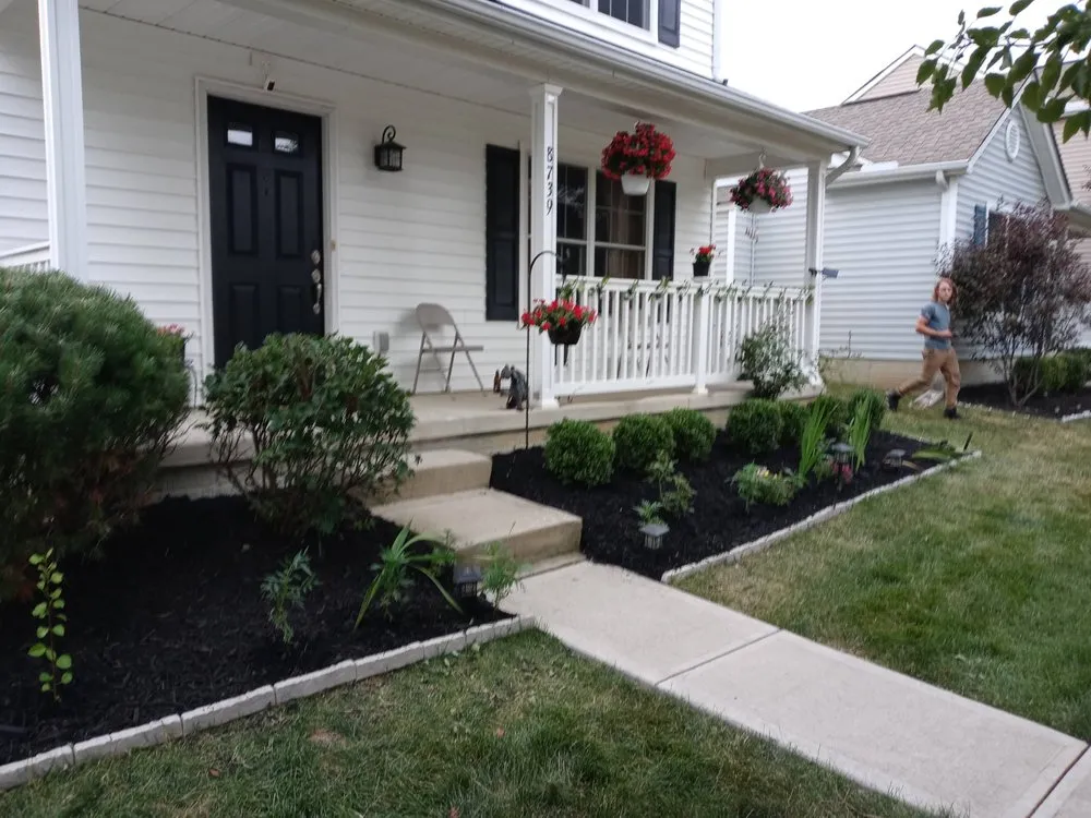 Local yard maintenance in Delaware, OH - Shelly's Yard And Home Magic