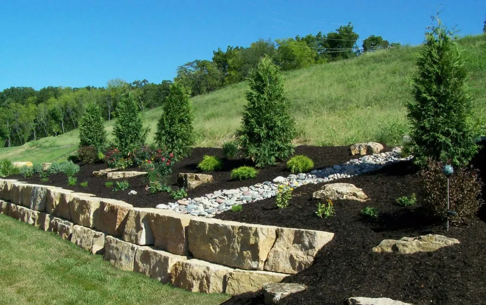 Trusted residential landscaping in Arnold, MO by Shelton Landscape & Maintenance