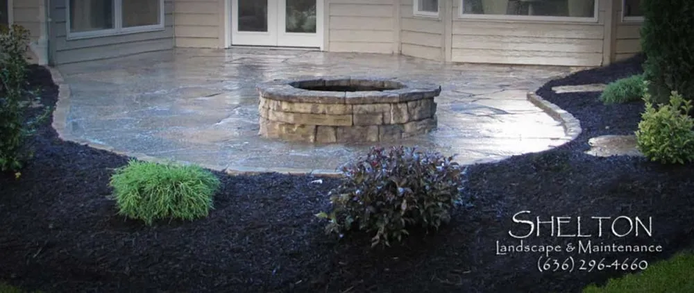 Professional lawn care service near you in Arnold, MO by Shelton Landscape & Maintenance