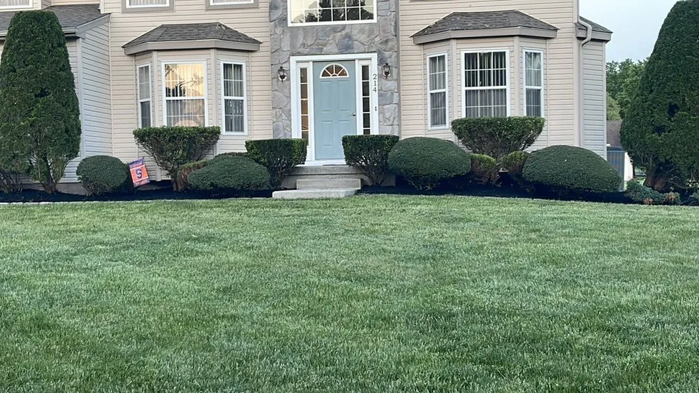 Reliable lawn mowing service for homes across Bridgeton, NJ - Shelton’s Lawn Service
