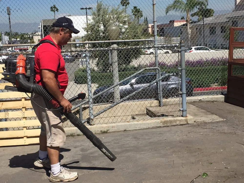 Top-rated lawn mowing service for beautiful yards in Sherman Oaks, CA by Sherman Oaks Landscaping