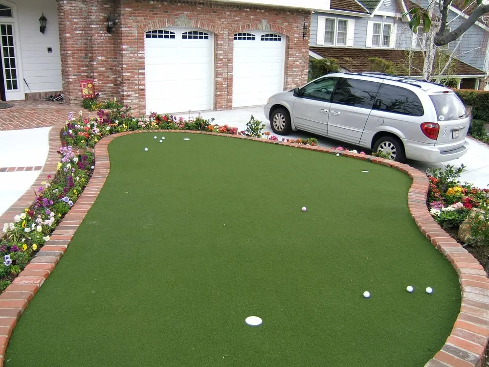 Affordable yard maintenance in Sherman Oaks, CA - Sherman Oaks Landscaping
