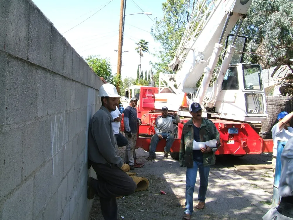 Expert yard maintenance experts serving Sherman Oaks, CA - Sherman Oaks Landscaping