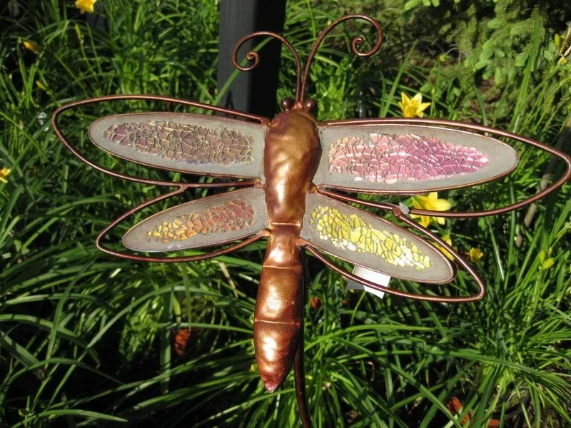 Top-rated garden landscaping for year-round maintenance in Rochester, MI by Sherwood Forest Garden Center