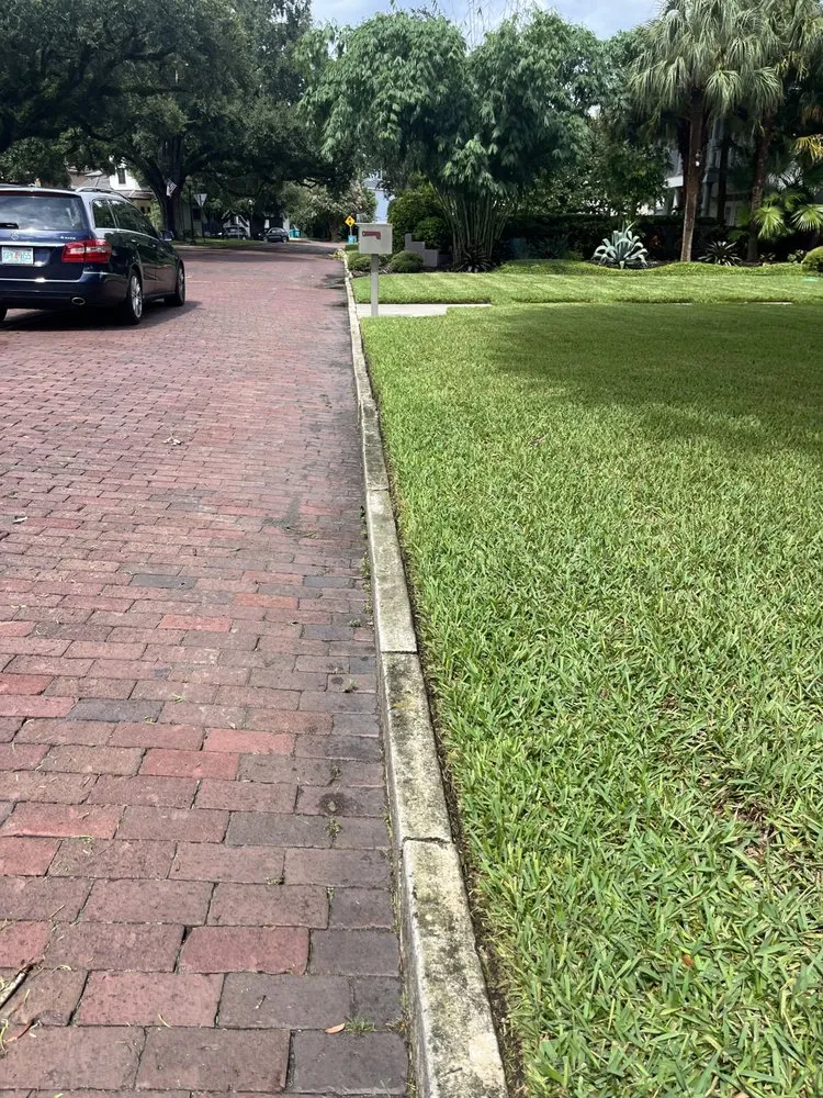 Trusted garden landscaping experts serving Aloma, FL - Shhh Yardkeeping