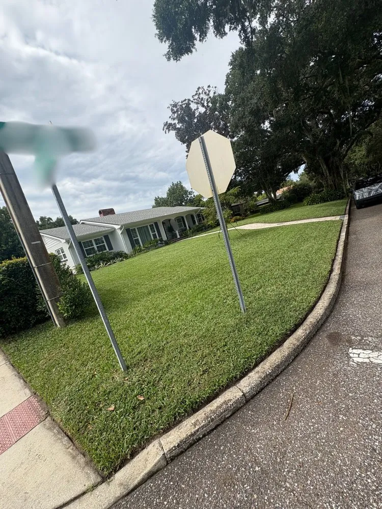 Top-rated garden landscaping near you across Aloma, FL - Shhh Yardkeeping