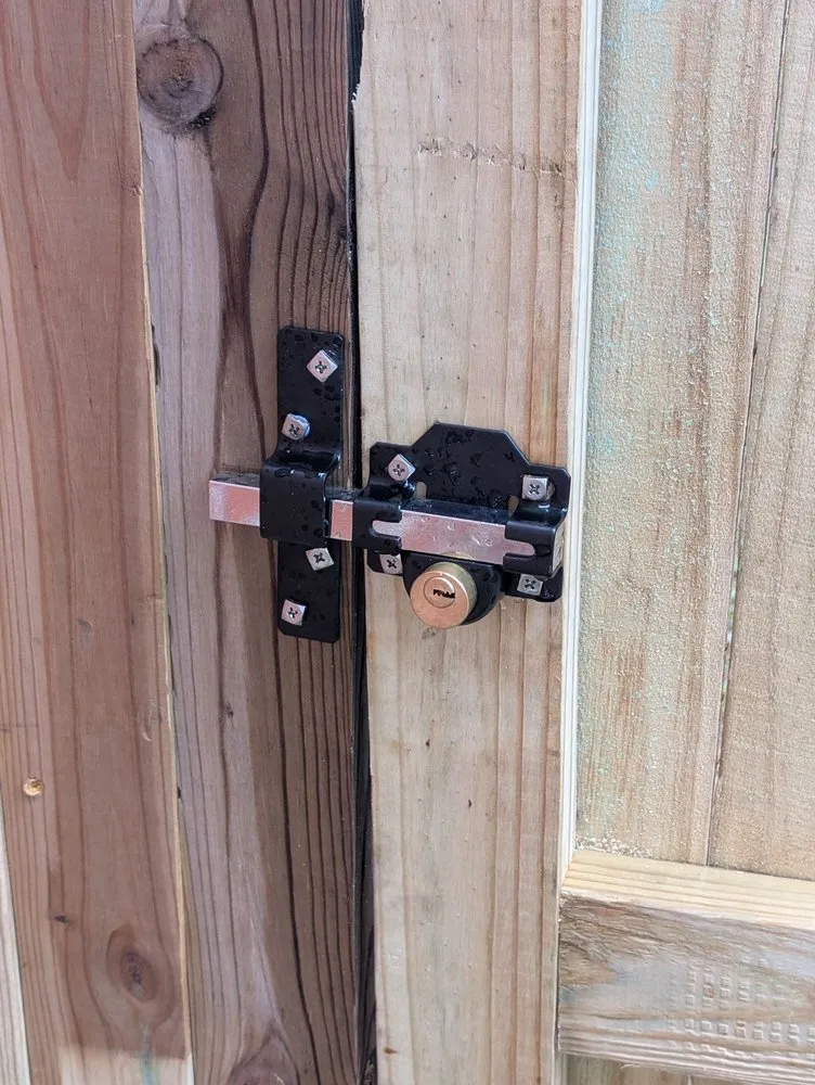 Top-rated yard maintenance in Norfolk, VA - Shield And Arm Services