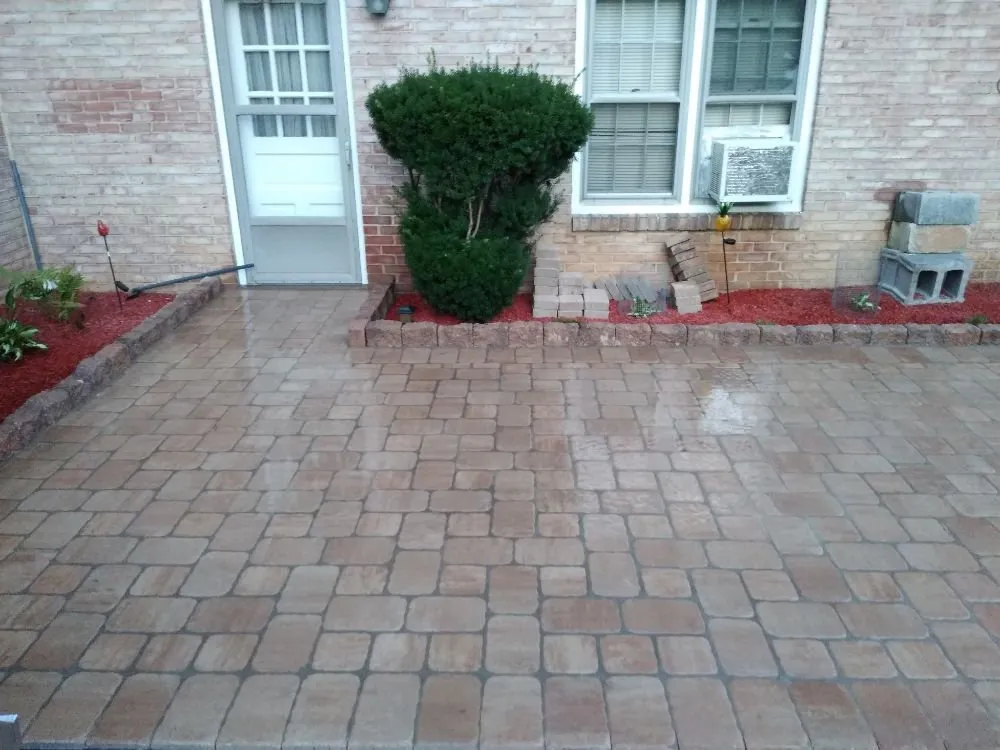 Custom lawn care service in Harrisburg, PA by Shilkan Landscaping