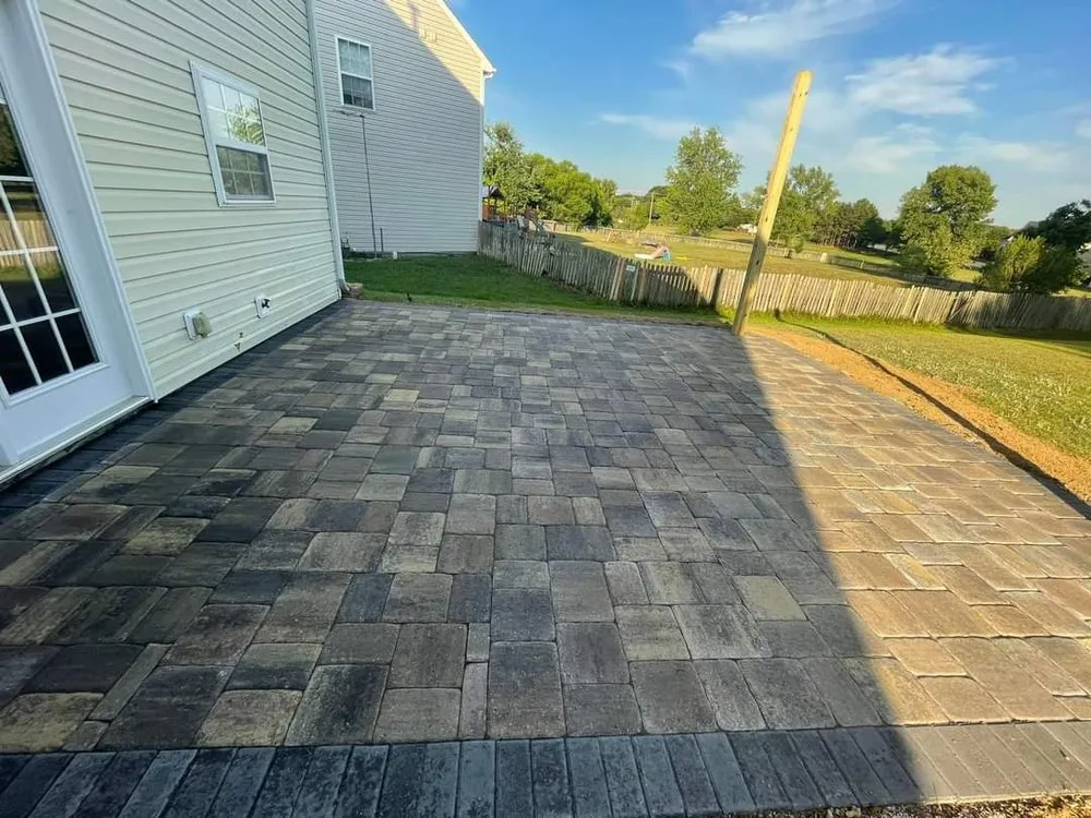 Top-rated outdoor landscaping with custom design in Lake Park, NC by Shiloh Hardscaping