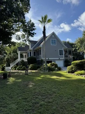 Shine & Grow Solutions Logo