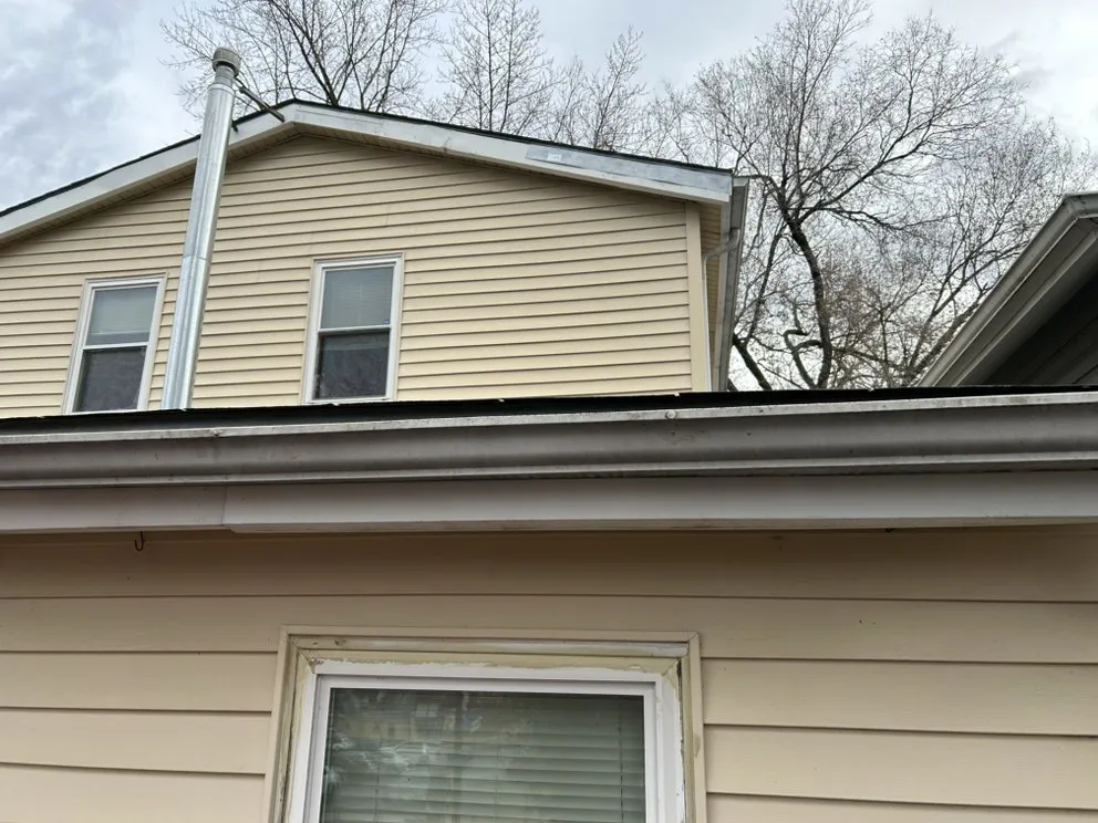 Local yard cleanup service experts serving Leavenworth, KS - Shine Bright Like A Jewell