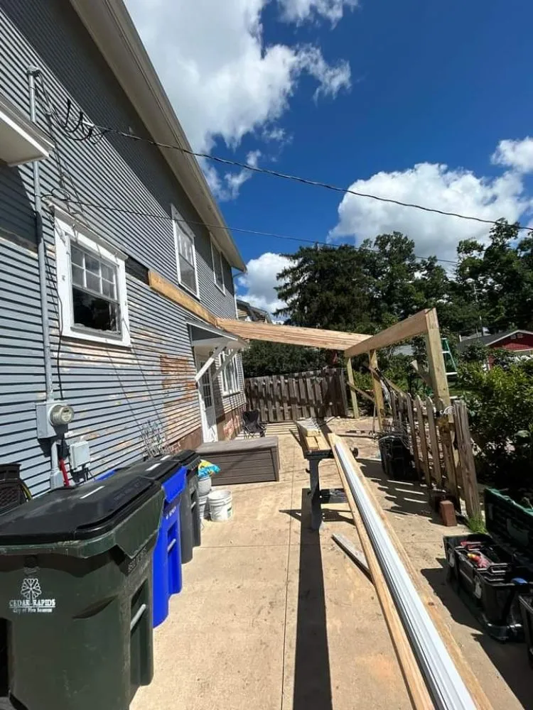 Affordable landscape design experts serving Peoria, IL - Shine Bright Solutions