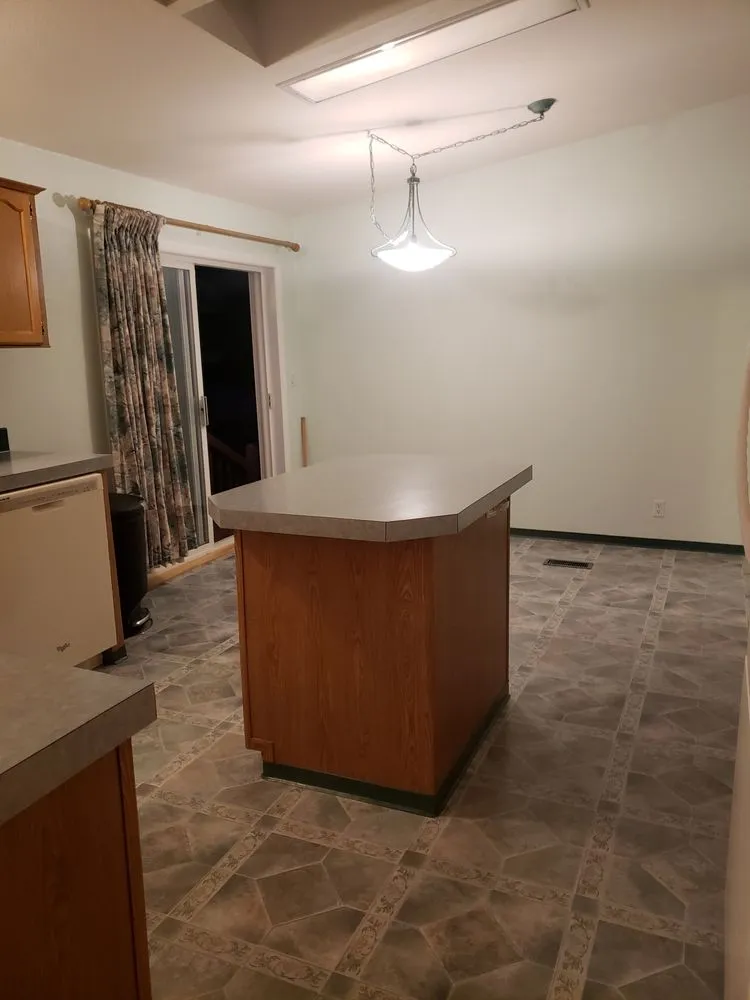 Custom landscape design experts serving Longview, WA - Shine Brite Like A Diamond