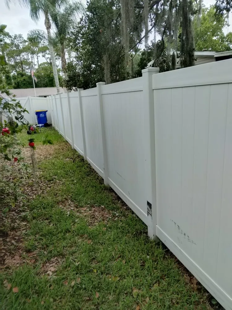 Trusted landscaping services in Edgewater, FL by Shine Brite pressure washing and lawn maintenance