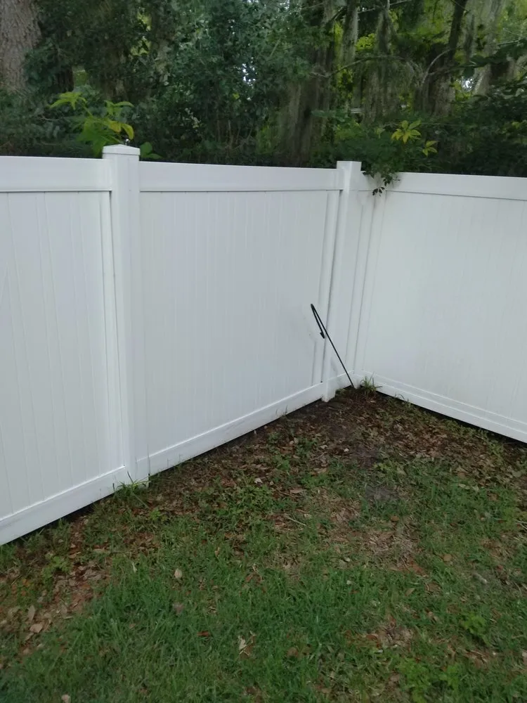 Affordable yard maintenance for residential properties across Edgewater, FL - Shine Brite pressure washing and lawn maintenance