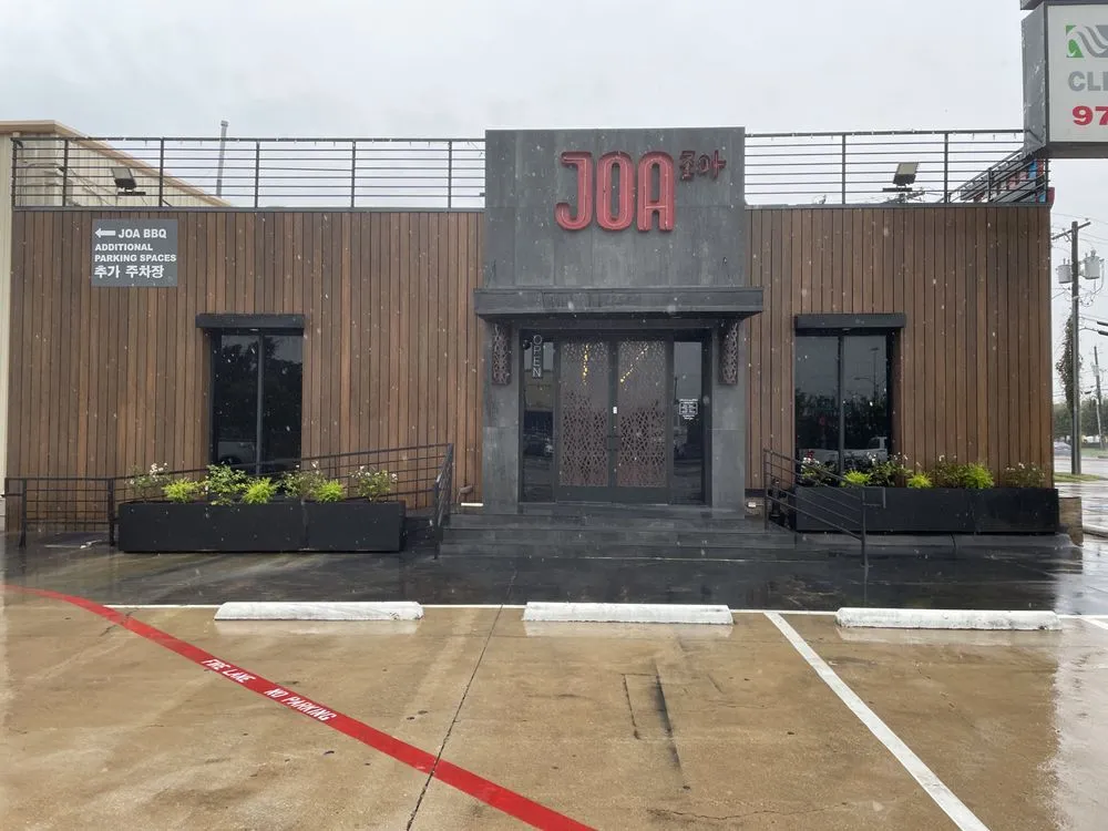 Reliable outdoor landscaping for homes in Carrollton, TX by SHINEscapes