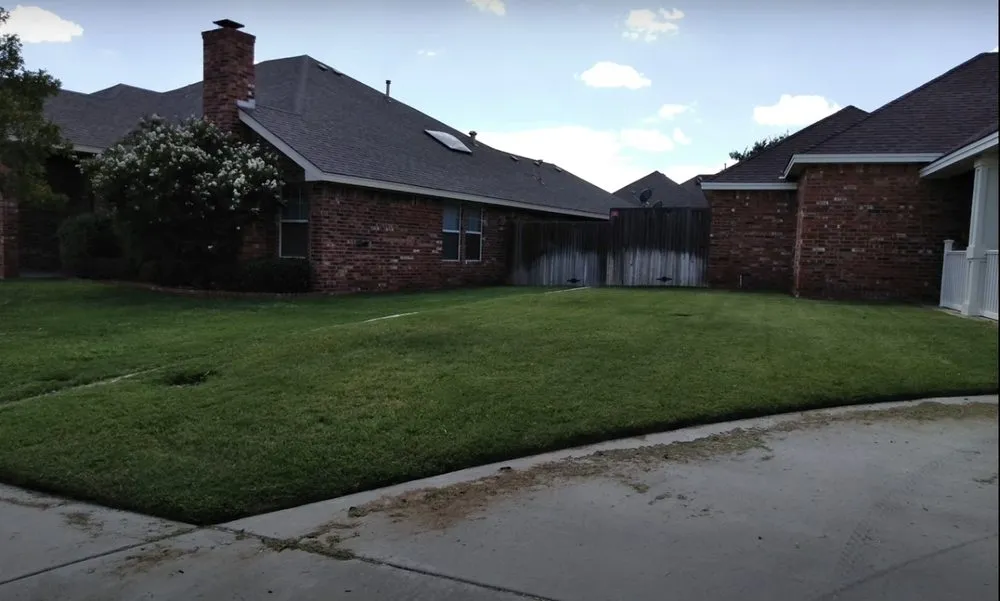 Custom yard cleanup service with custom design in Alexandria, VA by Shining Star Services