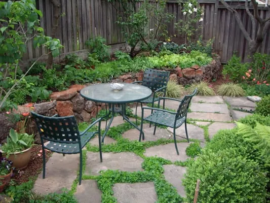 Shirin Bond Landscaping Logo