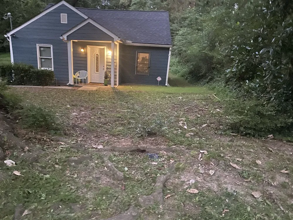 Custom landscaping services in Atlanta, GA by SHI's Neighborhood Landscaping