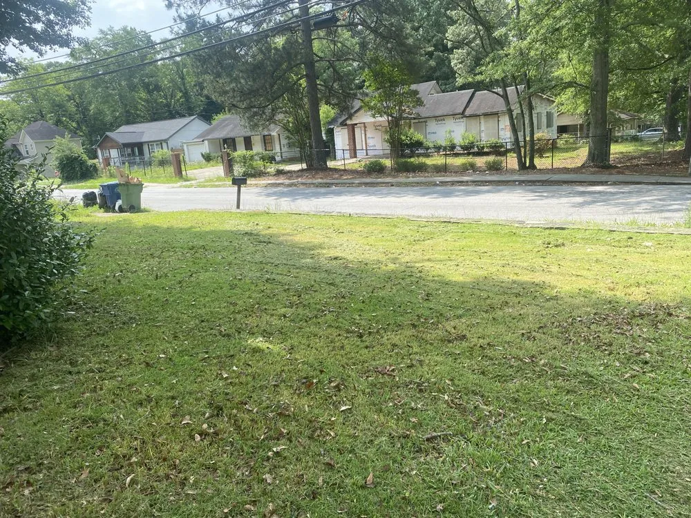 Custom yard maintenance for year-round maintenance across Atlanta, GA - SHI's Neighborhood Landscaping