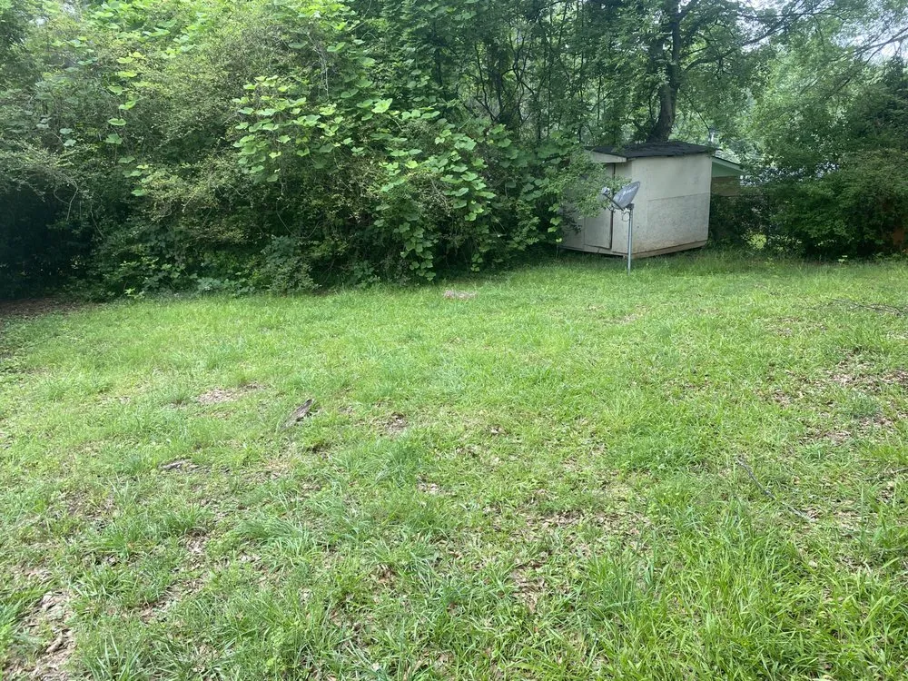 Custom garden landscaping experts serving Atlanta, GA - SHI's Neighborhood Landscaping